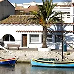 Villa D'architecte Vue Port A 2 Pas De La Le Grau-du-Roi