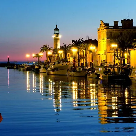 D'architecte Vue Port A 2 Pas De La Villa *